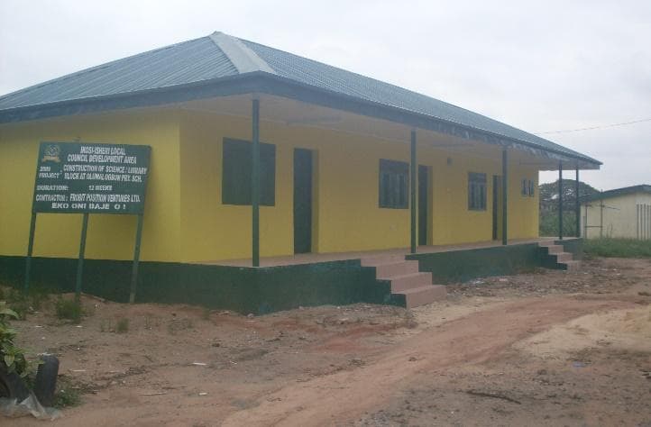 Construction and Extension of OGB, Redeemers Health Centre - photo 1